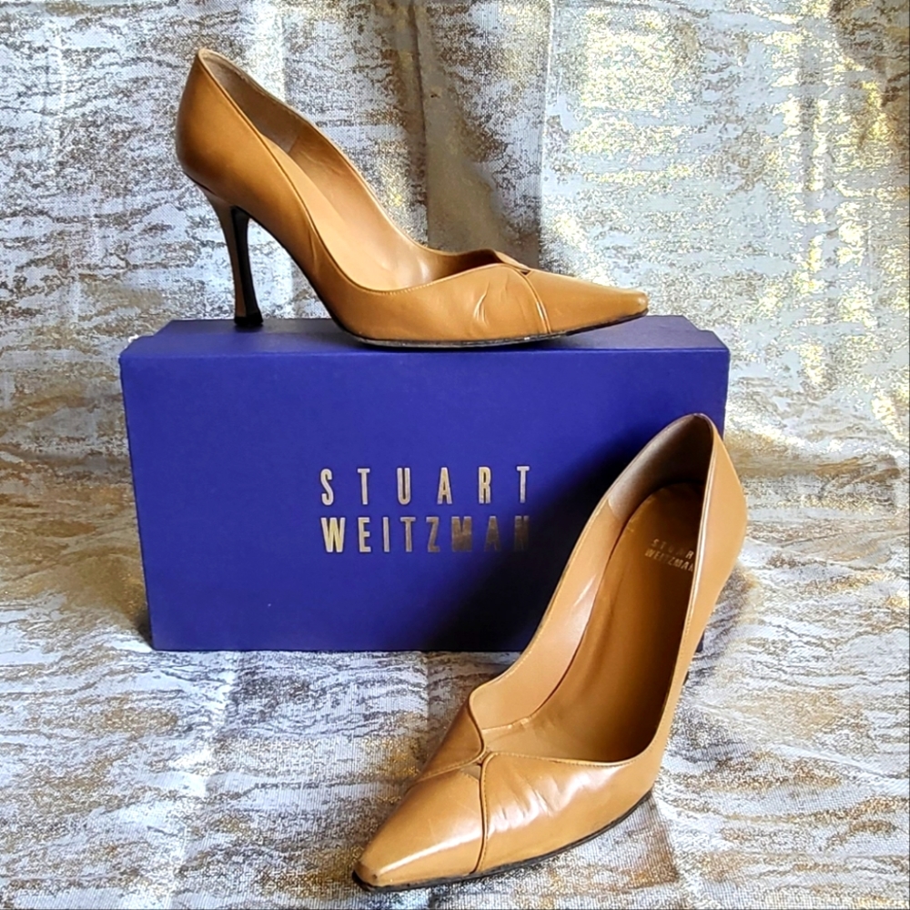 Stuart Weitzman nude pumps size 7